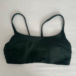 Wunder Train Strappy Racer Bra in legacy green